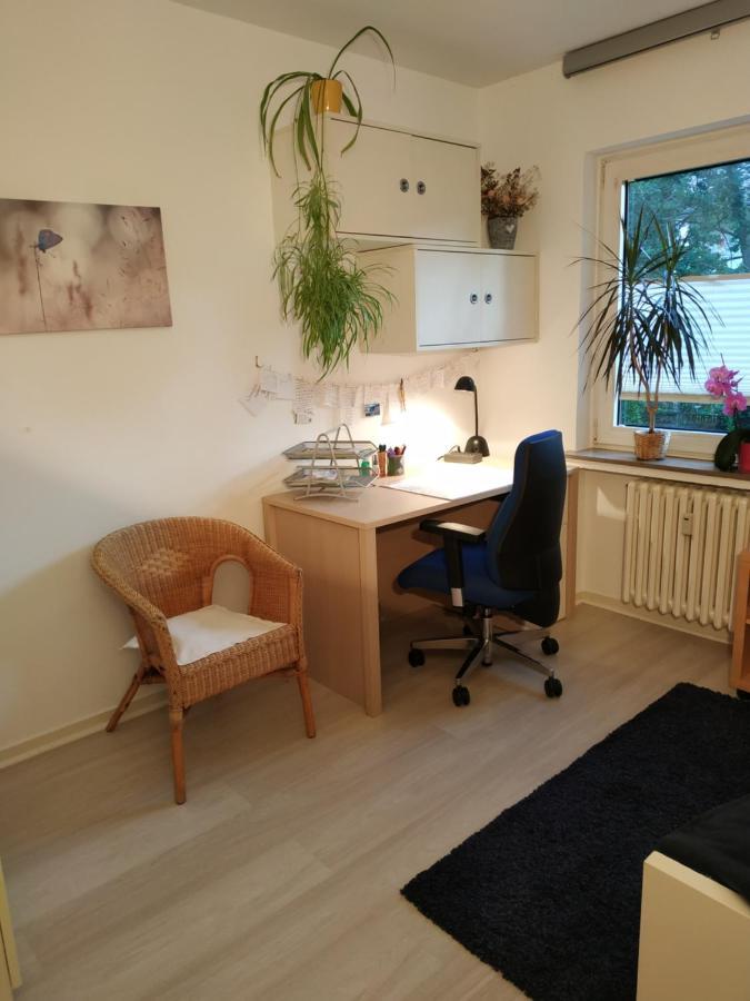 Bed & Breakfast Bonn 24 Mai Bis14 Juni Mit Hund In Der Wohnung Dış mekan fotoğraf